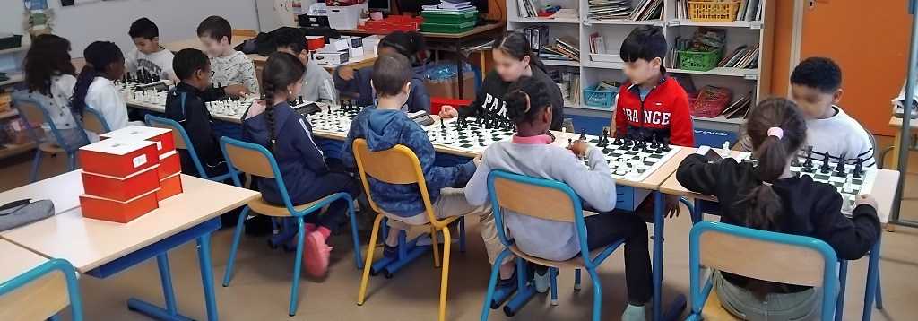 écoles jeu échecs planoise